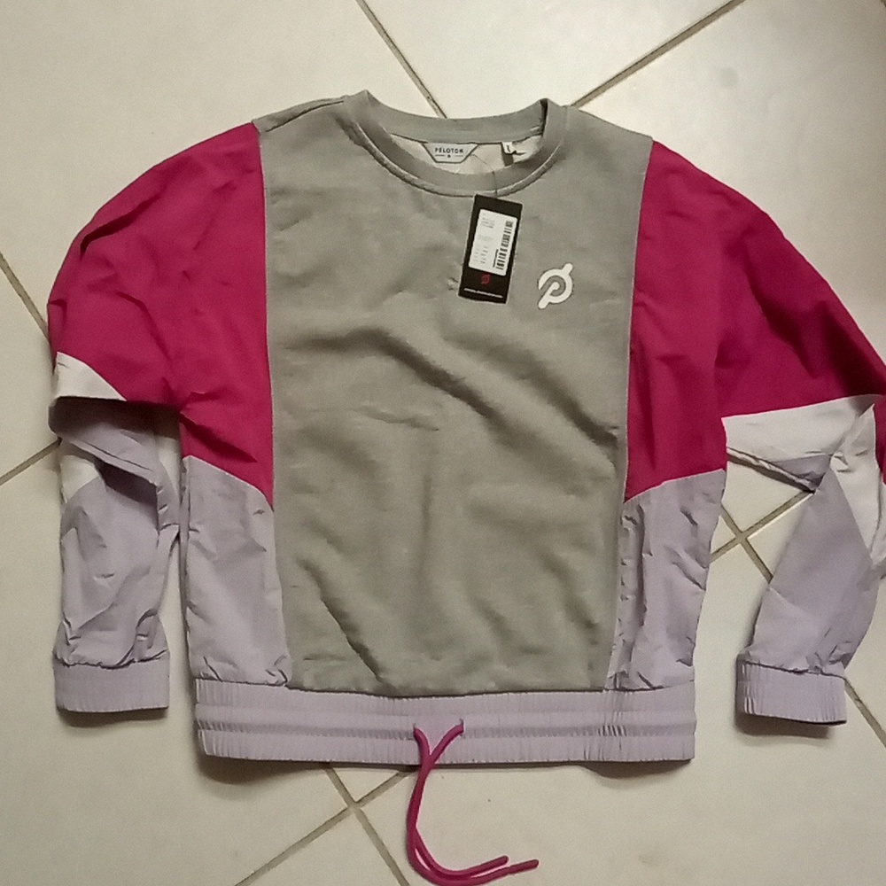Peloton chic fabric mix pullover sweatshirt windbreaker